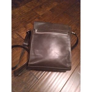 Florentino Leather Messenger Bag Crossbody Flap Buckle Brown‎